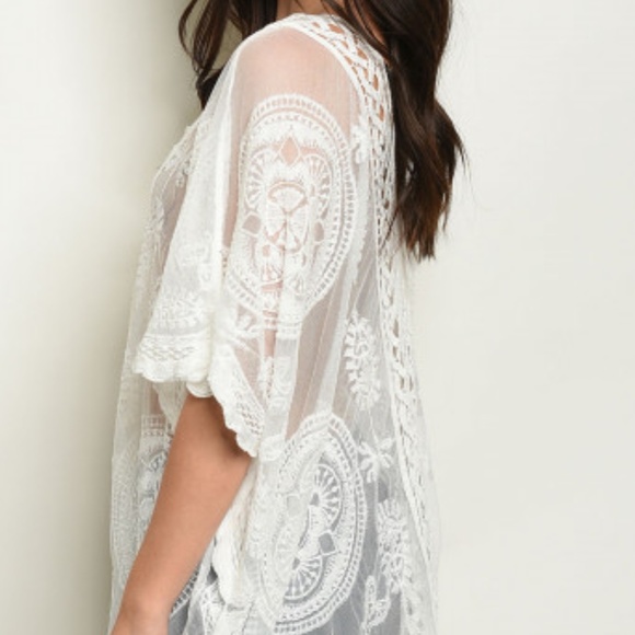 #73 LACE & CROCHET TUNIC TOP/ COVER UP - Picture 3 of 7